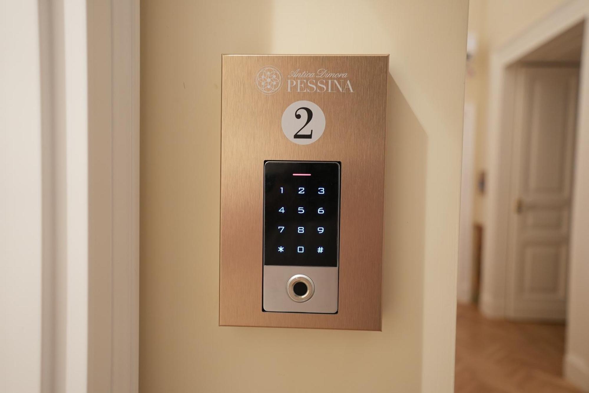 Hotel Antica Dimora Pessina Neapol Zewnętrze zdjęcie
